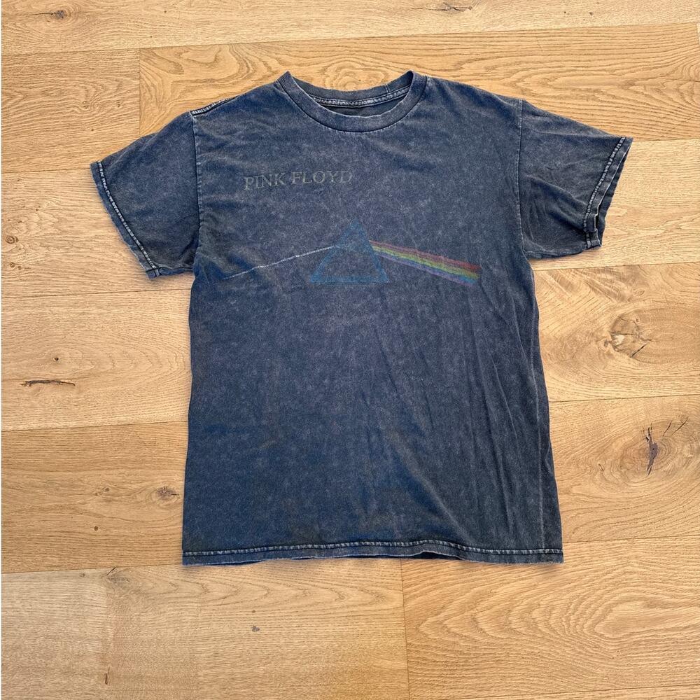 Pink Floyd - Dark Side Of The Moon Distressed Band Tee in Gray